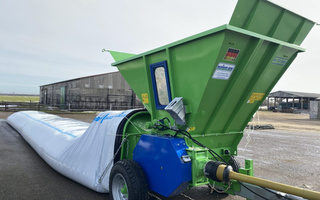 Small silage bagger for all kind of feed